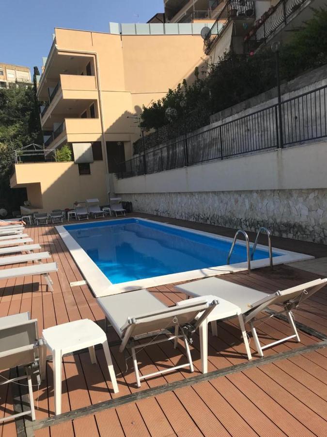 Il Piccolo Diavolo Apartman Taormina Kültér fotó